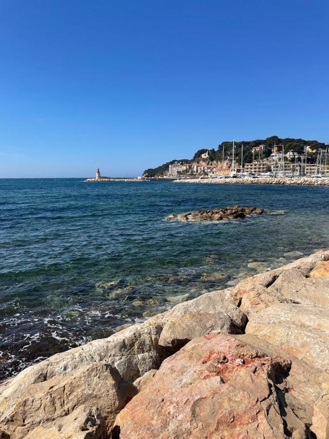 Joli Studio A Sanary-Sur-Mer Exterior foto